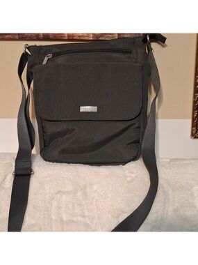 Baggalini Dark Gray Crossbody Bag